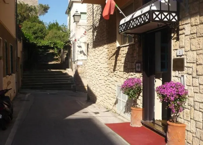 Bilocale Garibaldi Nel Centro Di *